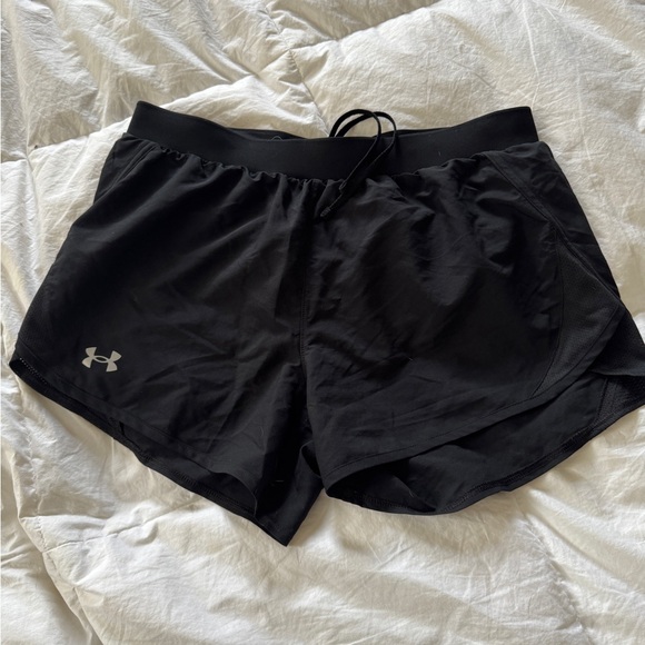 Under Armour  black running shorts size medium - Picture 1 of 4